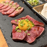 ホルモン焼肉 富や 栄店 - 