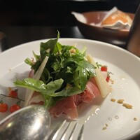 ザ タヴァン グリル＆ラウンジ - 