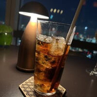 ザ タヴァン グリル＆ラウンジ - 