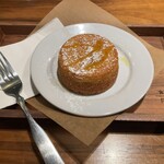 Starbucks COFFEE - 料理写真:OLIVE OIL CAKE