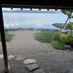 加賀屋別邸 松乃碧 - 茶室からの景色