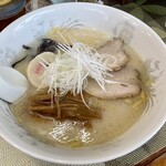 ラーメン笑福 - 料理写真: