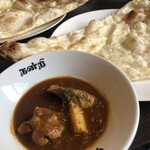 106 サウスインディアン - チキンコルマカレーは鶏肉がゴロゴロっと入っていました