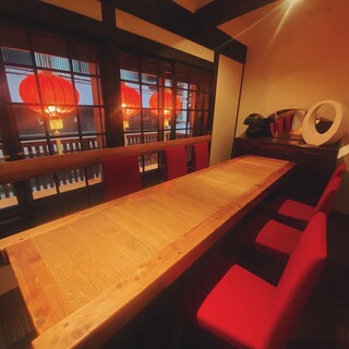 【町屋中華】烏丸御池の路地裏に現れる、異国情緒漂う中華バル