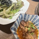 炭火焼肉 日本橋イタダキ - 上品な作りの煮込みは料亭の味