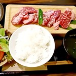 Yakiniku Horumon Koushin - 上カルビセット 肉増量