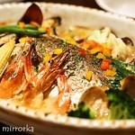 ベリーベリー - 豆乳と季節野菜たっぷりの鮮魚のオーブン焼き　2600円～　
            残ったスープでパスタかリゾットも可能！