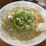 大黒ラーメン - ラーメン（カタメ）＋ライス
            530円＋120円