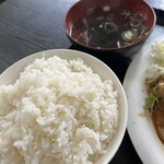 Oshokujidokoro Takumi - ご飯とお吸い物