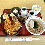 Nagasaka Sarashina Nunoya Tahee - 平日限定ランチセットの海老・野菜天丼  太兵衛そば（冷）、小皿2、お新香、上用饅頭付き