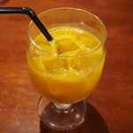 ガネーシュ - マンゴードリンク(500円)