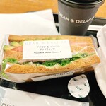 DEAN & DELUCA CAFE - 