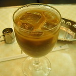 純喫茶 アメリカン - セットのアイスカフェオレ～おしぼり入れもかわいい