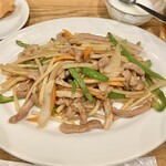 喆祥房 - 豚肉のチンジャオロースランチ850円