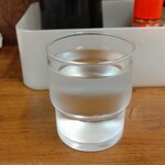 ラーメン二郎 - 水が旨い