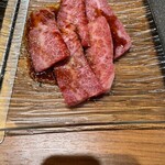 焼肉 神宮 - 