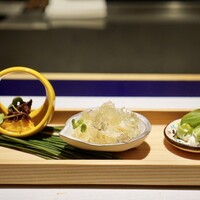 鉄板焼 宇佐見 - 飯田産熊の首元肉山椒煮とバターナッツかぼちゃ、鮑と栄螺生姜ジュレ、白オクラチーズ白和え風