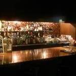bar Alec - 薄暗い店内
