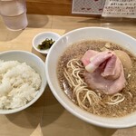 麺商人 - Bセット 煮玉子＋小ライス　180円