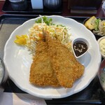 二三家食道 糸島屋 - あじフライは2枚
