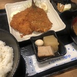 すし酒場 さんじ - アジフライ定食