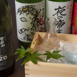 天ぷらと相性の良いお酒も豊富にご用意。時季ならではの一杯も◎