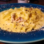 ワイン食堂トランク イタリアゴハン - カルボナーラ