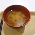 Shokudou Keyaki - 熱々のお味噌汁。