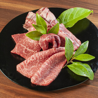 [The best cost performance! ] Domestic A5 Wagyu Beef & Fresh Hormone Recommended