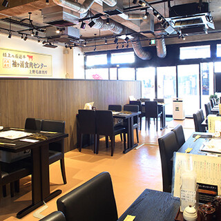 Feel free to enjoy factory-managed Yakiniku (Grilled meat) in a luxurious and stylish space.