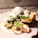 Fresh mushroom and pecorino romano salad