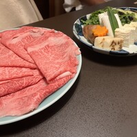 人形町今半 名古屋ミッドランドスクエア店 - お肉は6枚