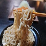 むろや - 食感は小麦が入ってる分
蕎麦正よりはしなやかさと喉越しはより増している
荘川蕎麦の独特な腰まである❕

二八蕎麦でも塩で食べたいと思える味わい❕