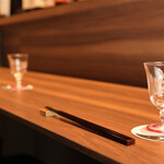 酒と肴 シンメ - カウンターイメージ