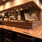 酒と肴 シンメ - カウンター席