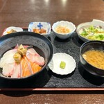 大阪産料理 空 - 海鮮丼ランチ