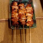 炭火焼 とりぞう - もも  ( タレ )