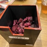 名代 宇奈とと - 