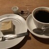 ELEPHANT FACTORY COFFEE - ブレンドコーヒーとミニチーズケーキとレーズンチョコ