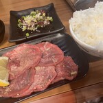 焼肉酒場よんちゃん - 