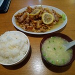 中国家庭料理 大福元 - 檸檬鶏、ライス(大)