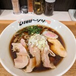 とりそばトシゾー - 料理写真: