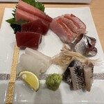 すしいち - 刺身盛り合わせ