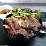 Udon Kimagure - サーロイン＆カットステーキ200g相盛りステーキ丼