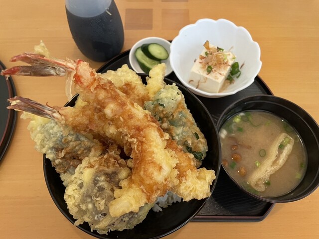 虹乃丘（お食事処 和食 炭火焼 虹の丘） - 黒松（肉料理）の写真