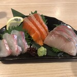 個室居酒屋 和菜美 - 鮮魚３種盛り