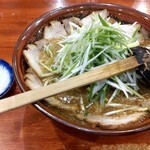 ラーメン むてっぽう - ピリ辛醤油ネギそば　990円＋味玉40円