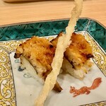 Kawada - 2023.7.  鱧の棒鮨と骨せんべい