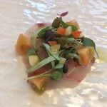 Calore - マイクロリーフとカンパチのカルパッチョ