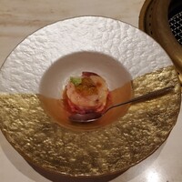 完全個室 牛の達人 private 新宿本店 - 海鮮ユッケ